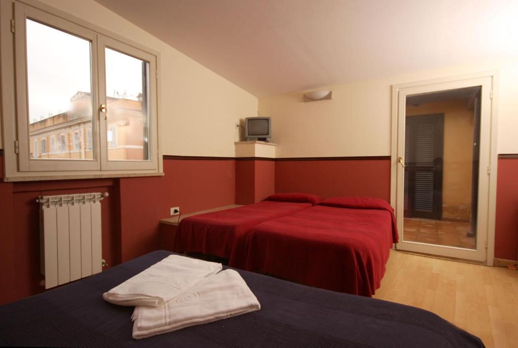 Hotel Saturnia Рим Экстерьер фото