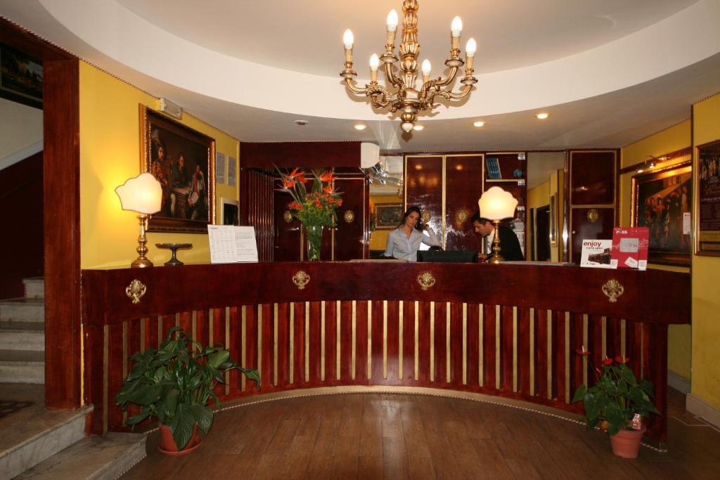 Hotel Saturnia Рим Экстерьер фото