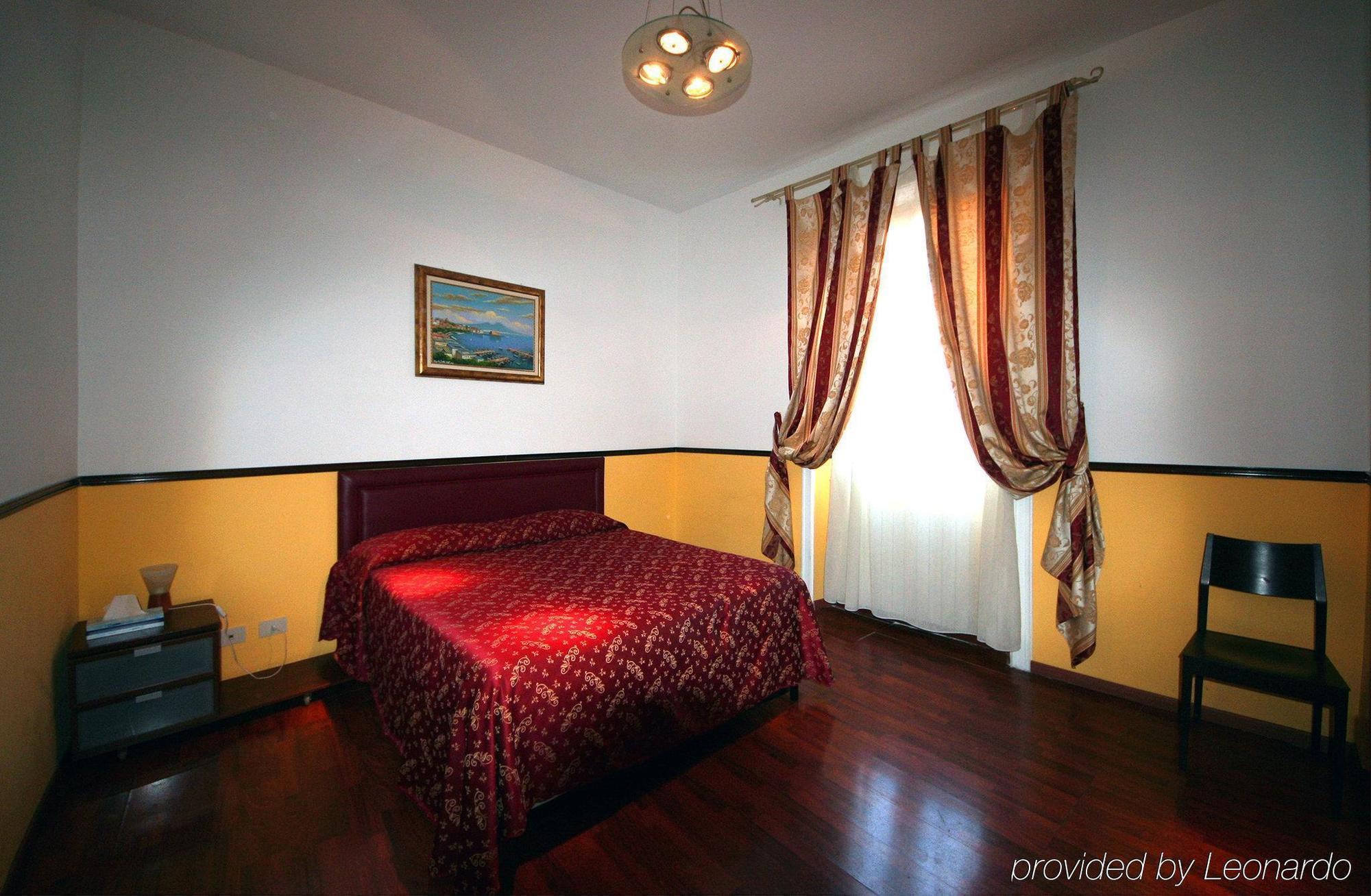 Hotel Saturnia Рим Экстерьер фото